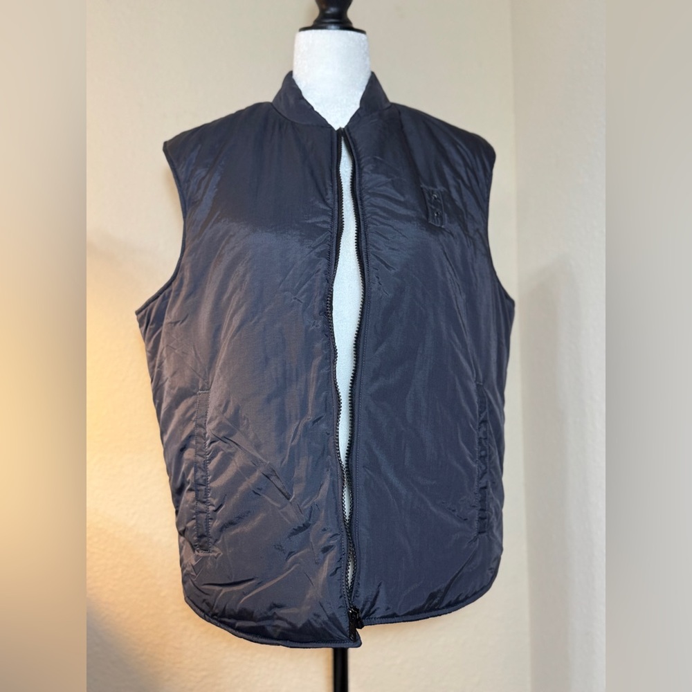 Vest Black Quilted Versatile Season Vest